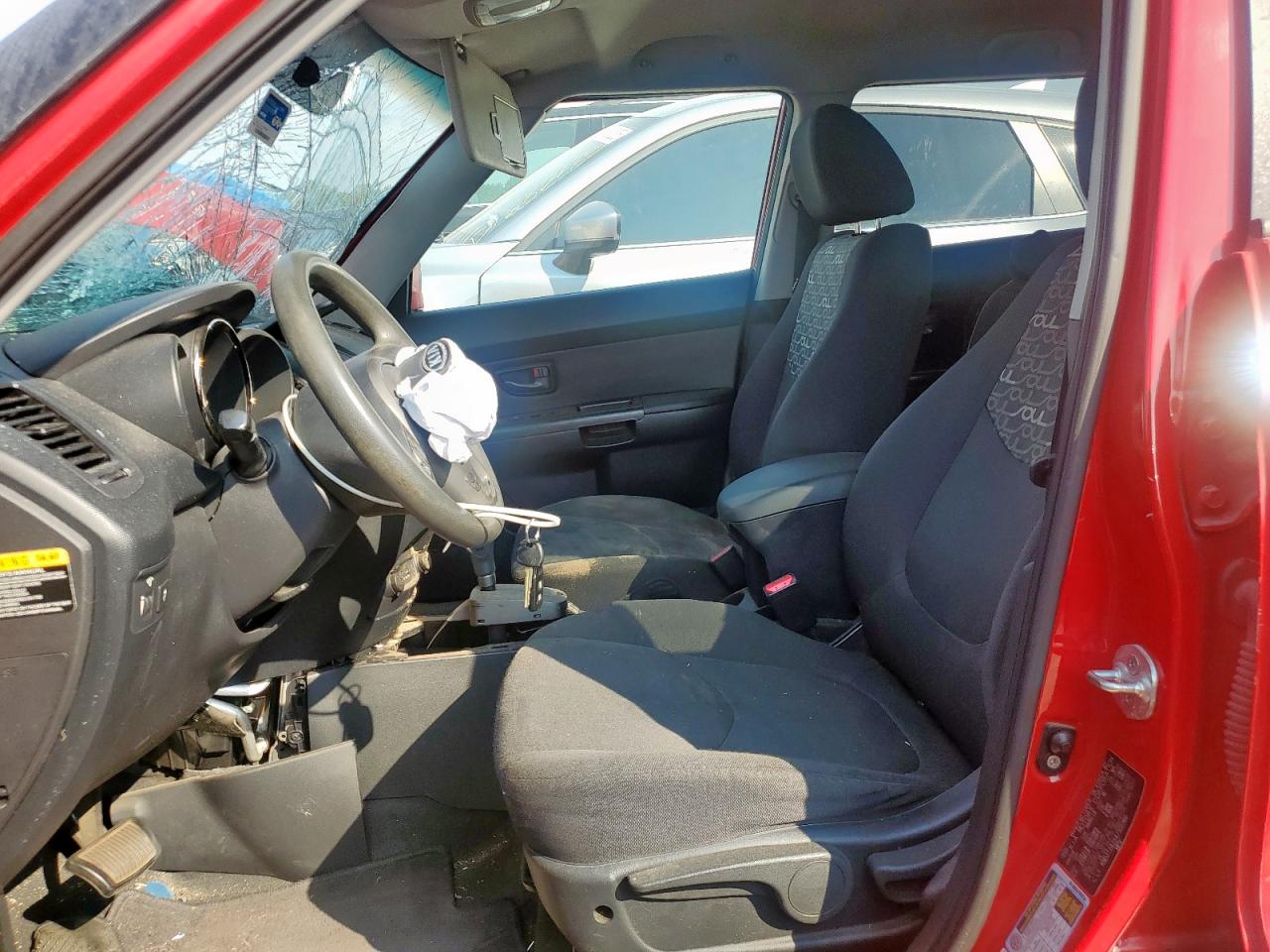 2010 Kia Soul + VIN: KNDJT2A22A7102366 Lot: 80332035