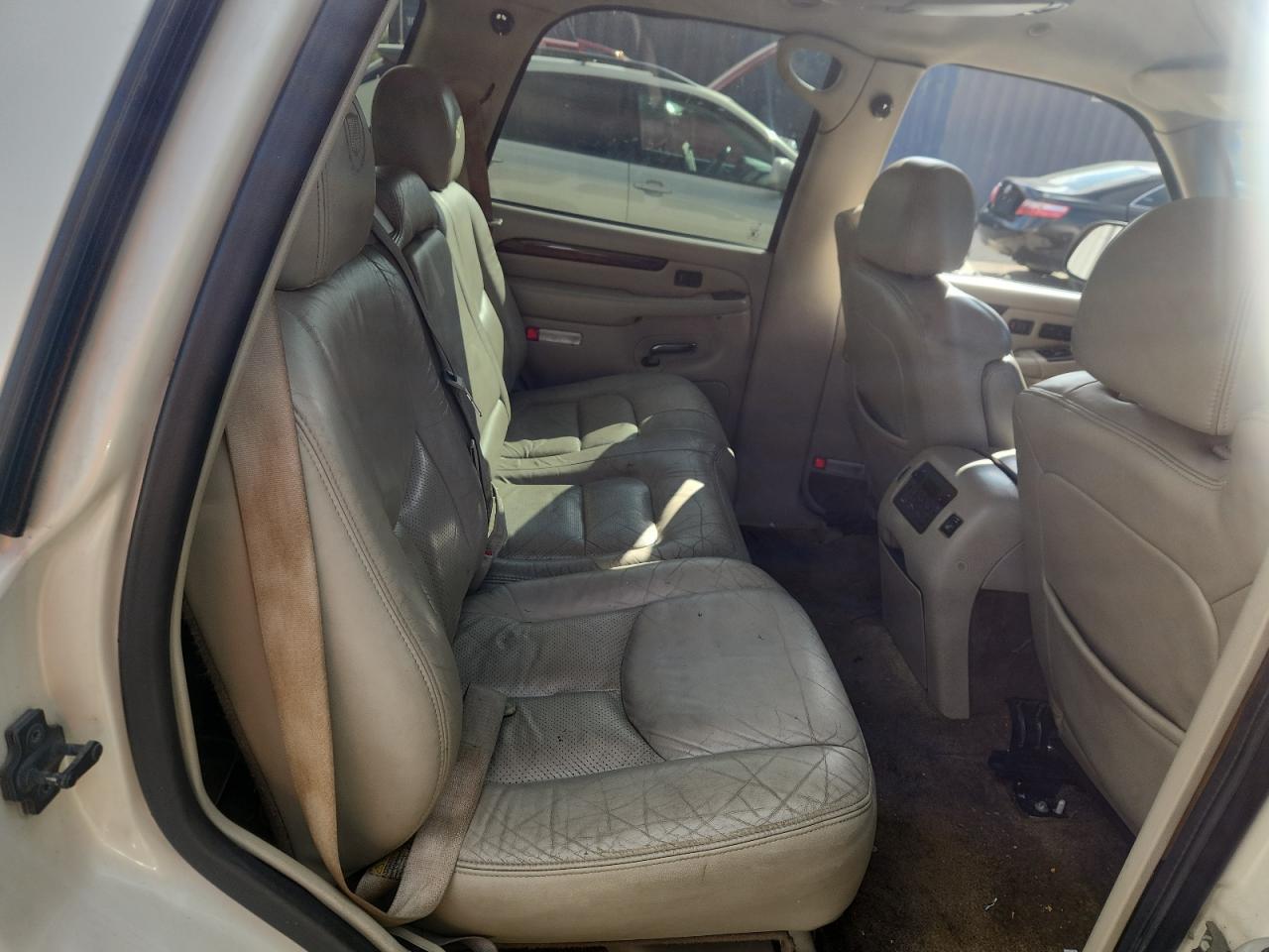 2003 Cadillac Escalade Luxury VIN: 1GYEK63N73R234088 Lot: 82169765