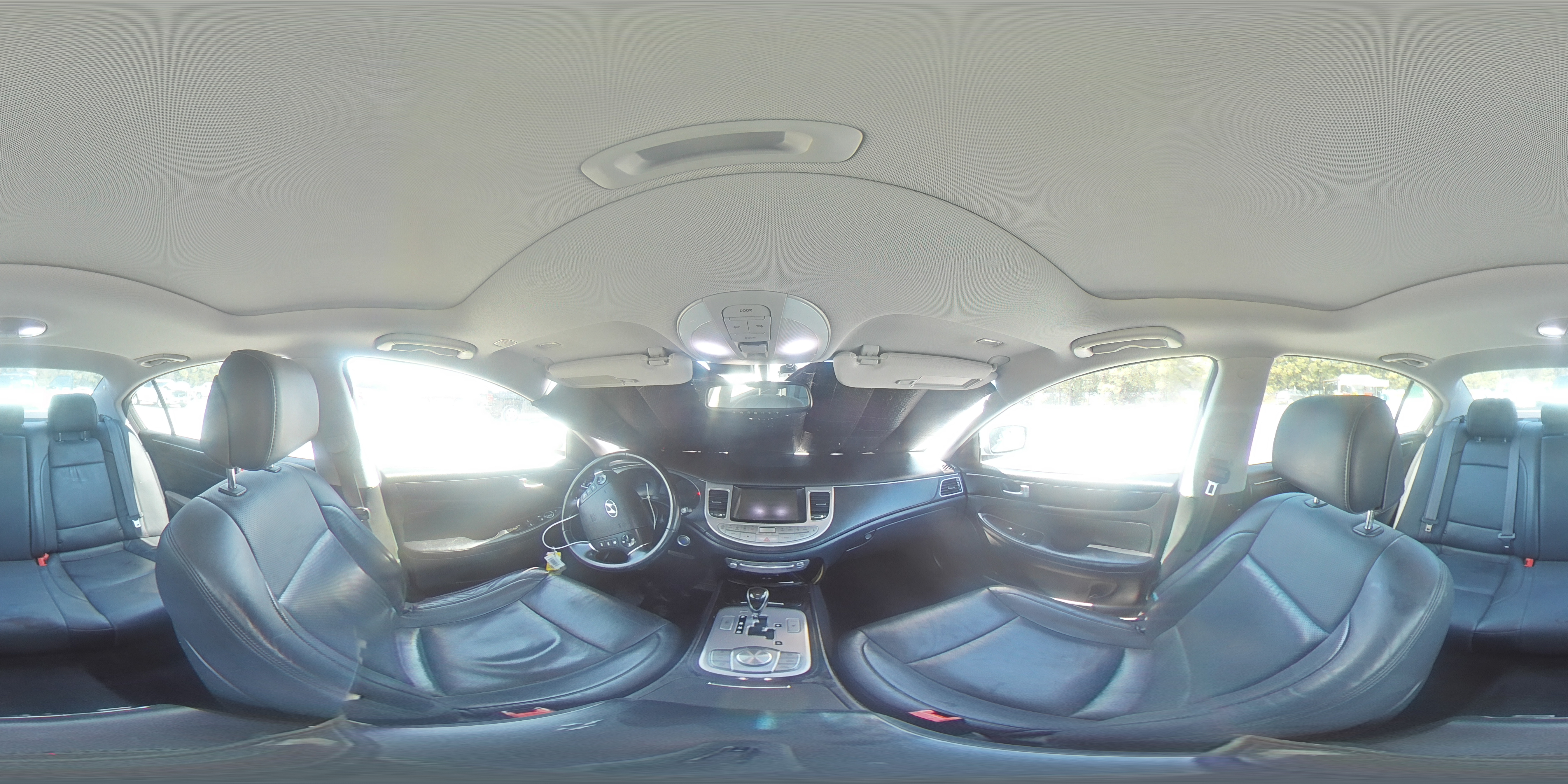 2012 Hyundai Genesis 3.8L VIN: KMHGC4DD2CU211767 Lot: 84550335