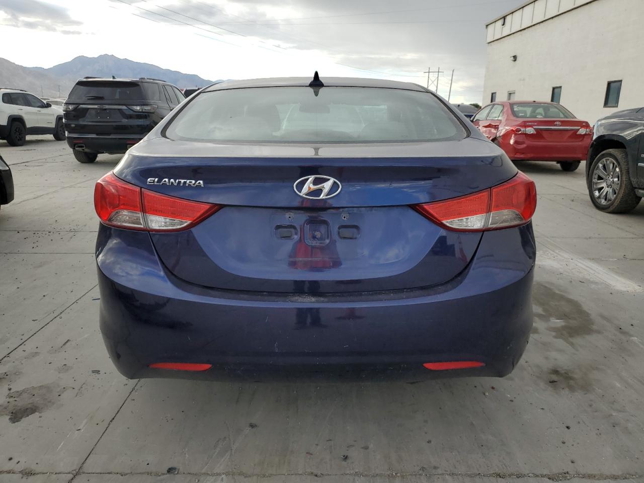 2013 Hyundai Elantra Gls VIN: 5NPDH4AE5DH246515 Lot: 81889845