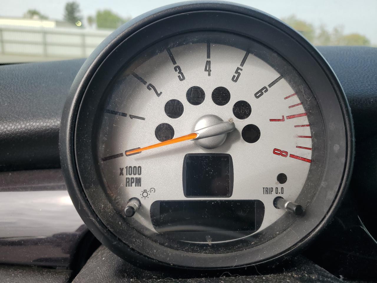 2011 Mini Cooper VIN: WMWSU3C58BT093192 Lot: 84212825