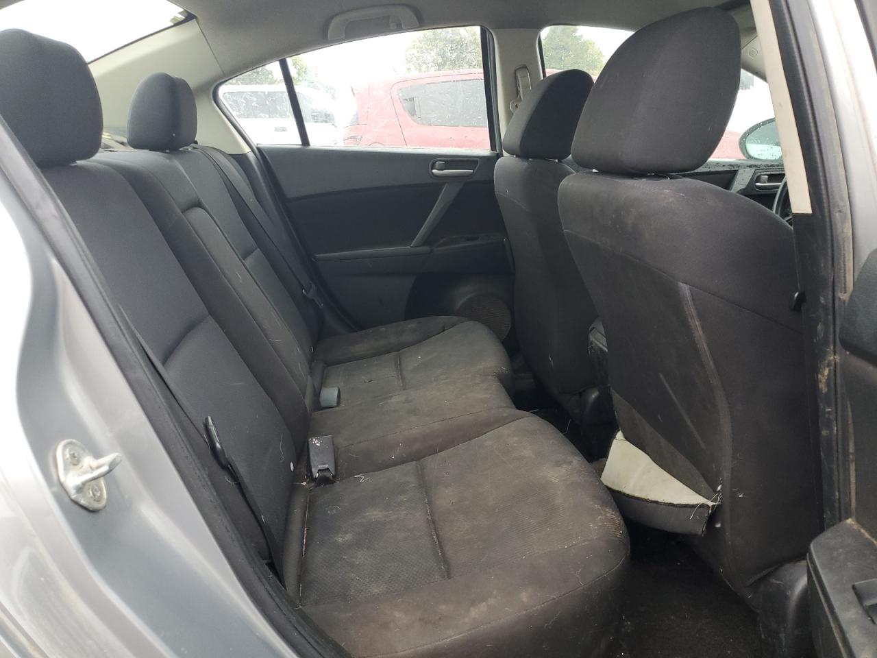 2011 Mazda 3 I VIN: JM1BL1VG2B1444926 Lot: 81880115