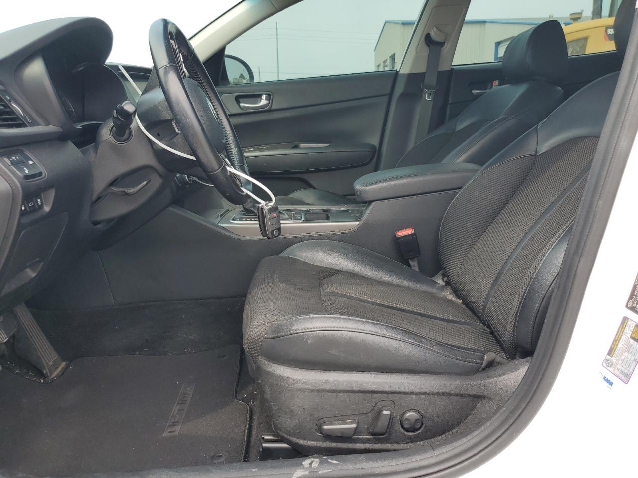 2019 Kia Optima Lx VIN: 5XXGT4L38KG323734 Lot: 71975825