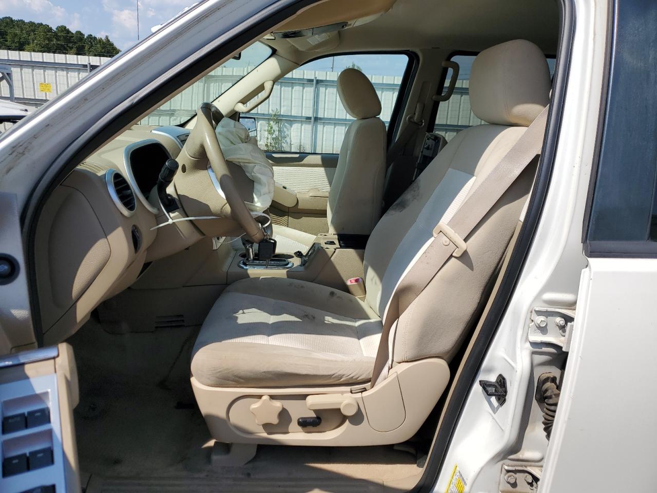 2008 Mercury Mountaineer Luxury VIN: 4M2EU37E98UJ12307 Lot: 80564005