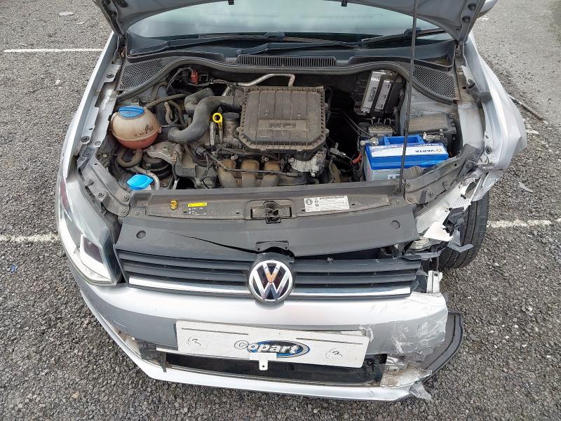 2015 VOLKSWAGEN POLO SE 