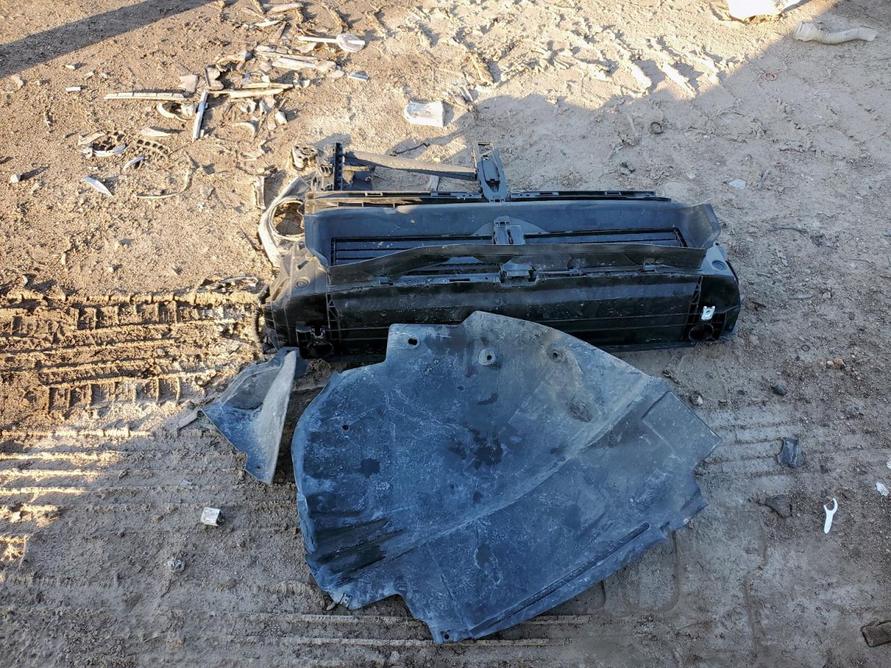 2024 Ford Maverick Xlt VIN: 3FTTW8H95RRA25308 Lot: 84377135