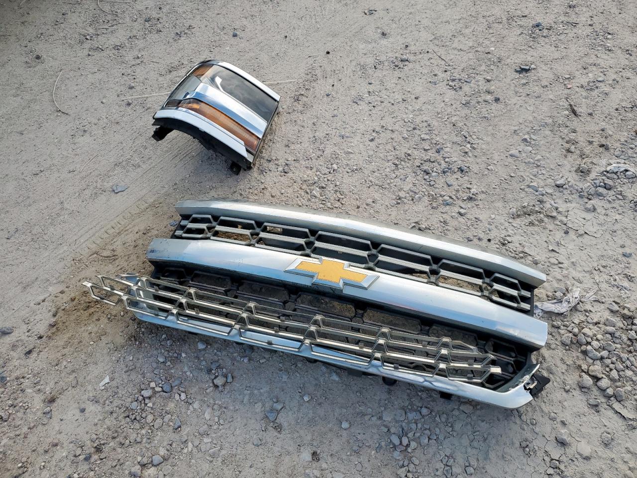 2017 Chevrolet Silverado C1500 Lt VIN: 3GCPCREH7HG232224 Lot: 84614215