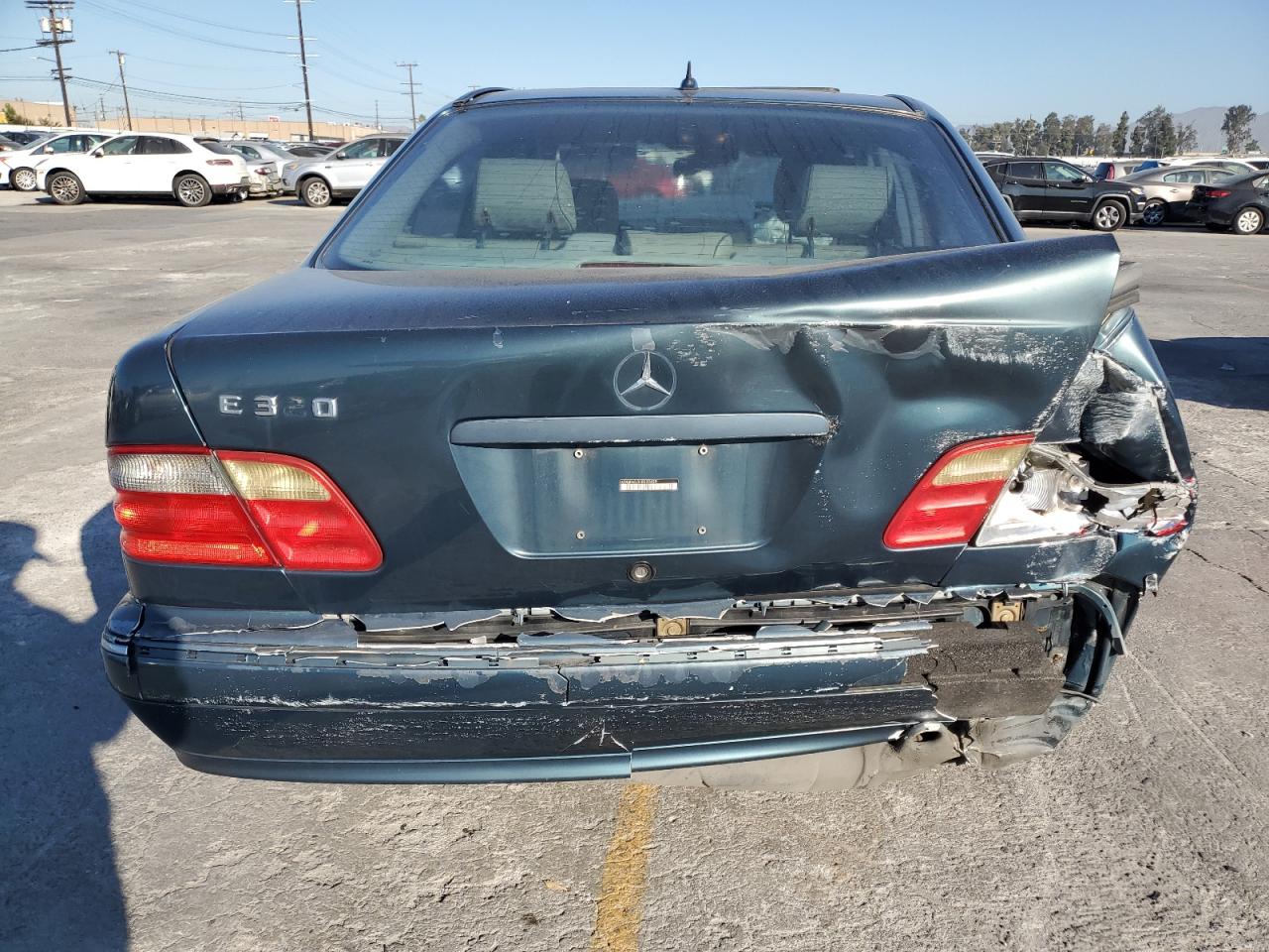 2001 Mercedes-Benz E 320 VIN: WDBJF65J31B222429 Lot: 81112055