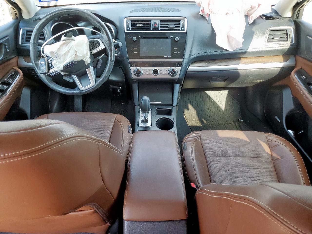 2017 Subaru Outback Touring VIN: 4S4BSATC6H3343805 Lot: 81458245