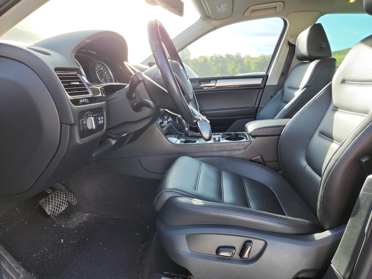 2012 Volkswagen Touareg V6 Tdi VIN: WVGFK9BP8CD001800 Lot: 81883285