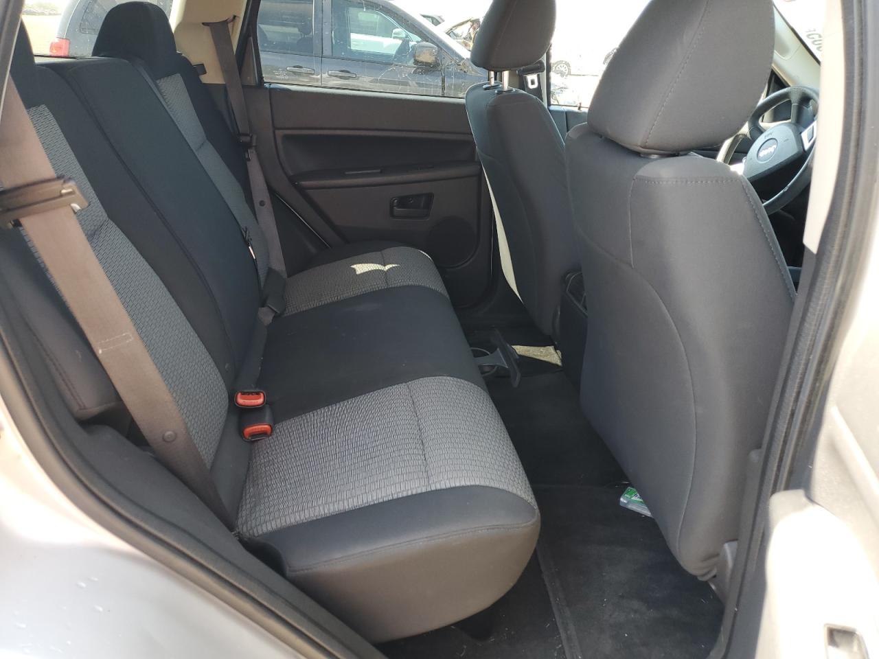 2008 Jeep Grand Cherokee Laredo VIN: 1J8GR48K18C124167 Lot: 71770665