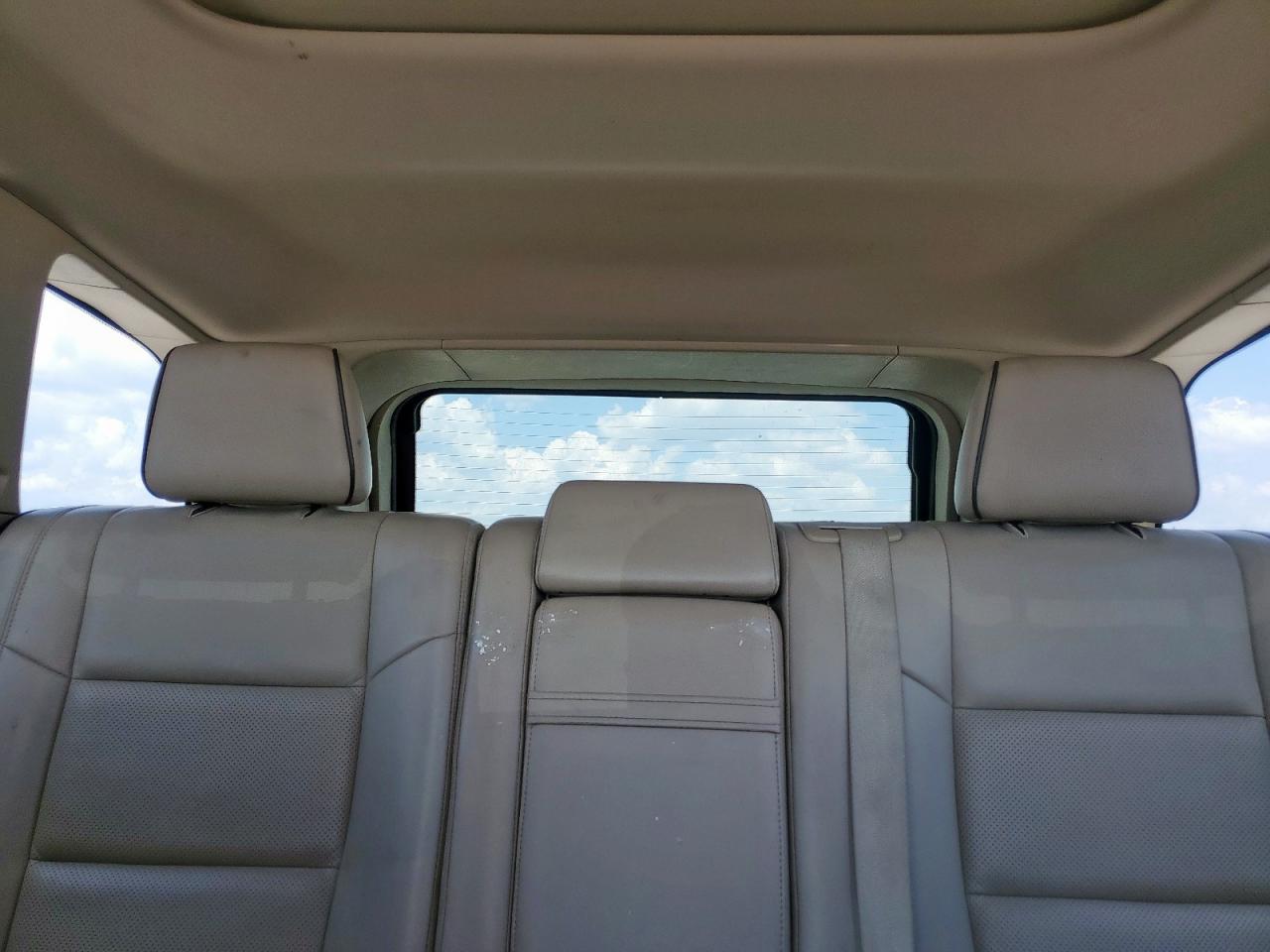 2011 Jeep Grand Cherokee Overland VIN: 1J4RS6GT2BC577869 Lot: 81570955