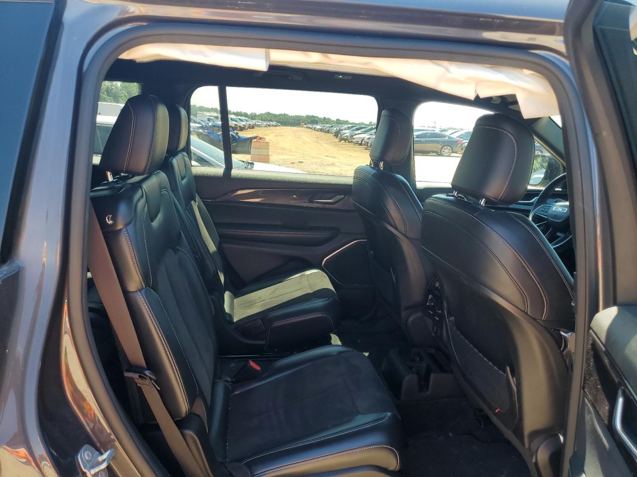 2022 Jeep Grand Cherokee L Laredo VIN: 1C4RJJAG9N8577527 Lot: 70040355