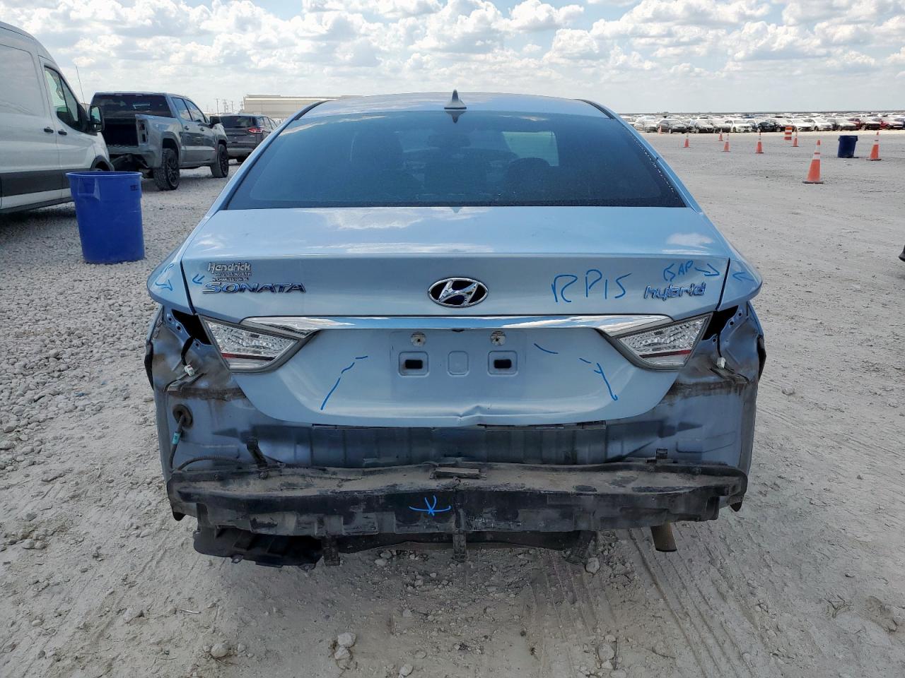 2015 Hyundai Sonata Hybrid VIN: KMHEC4A45FA125564 Lot: 80617075