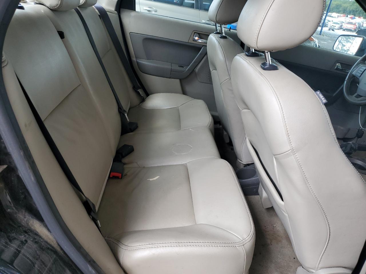 2010 Ford Focus Sel VIN: 1FAHP3HN1AW295761 Lot: 84253445
