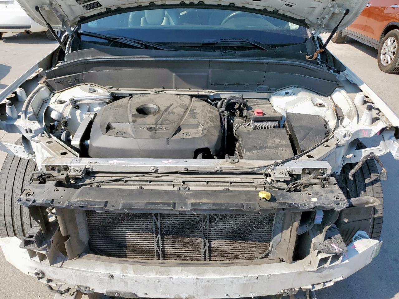 2017 Volvo Xc90 T5 VIN: YV4102KK9H1131221 Lot: 80915285