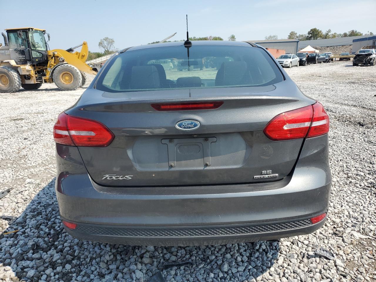 2015 Ford Focus Se VIN: 1FADP3F20FL273220 Lot: 81348845