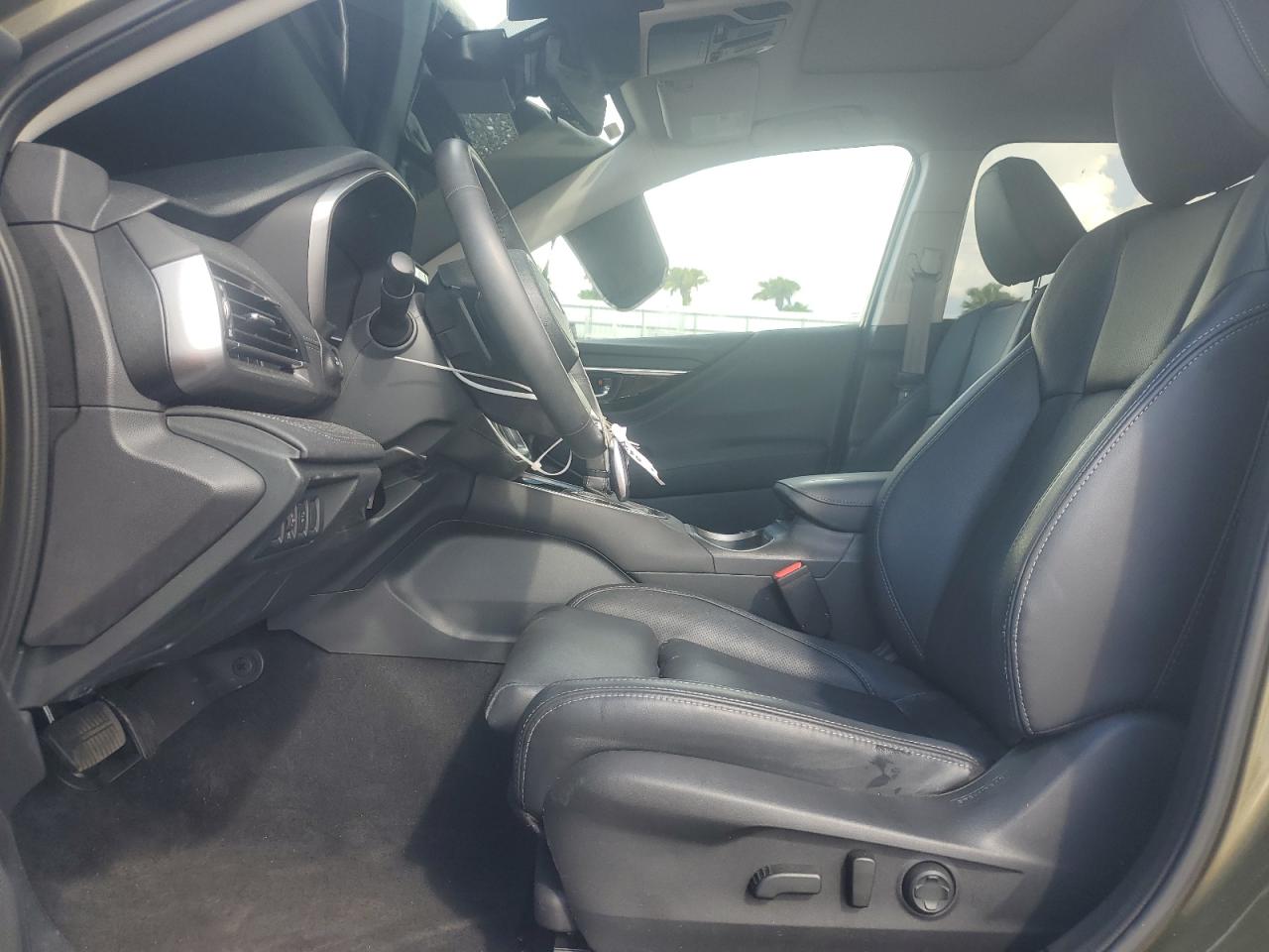 2025 Subaru Outback Touring VIN: 4S4BTAPC4S3104591 Lot: 82079475