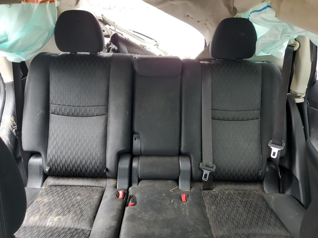 2018 Nissan Rogue S VIN: KNMAT2MT6JP586336 Lot: 81737035