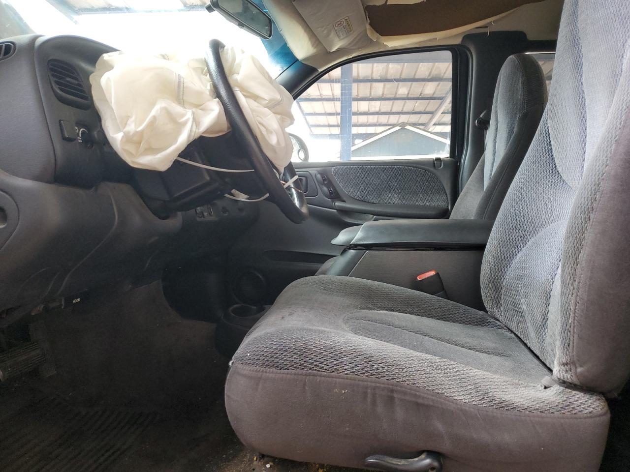 1998 Dodge Dakota VIN: 1B7GL22X4WS639670 Lot: 81613145