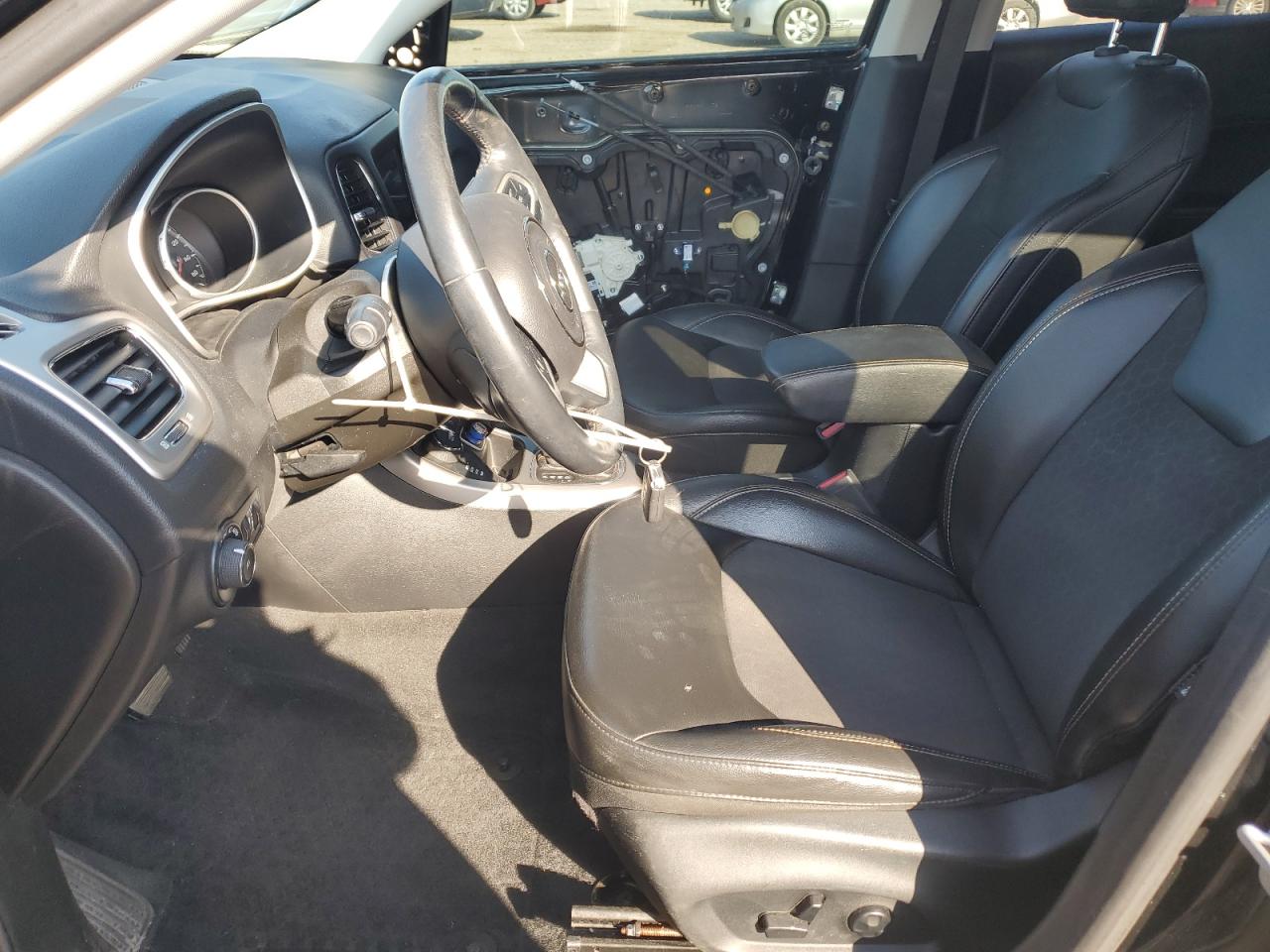 2018 Jeep Compass Latitude VIN: 3C4NJDBB4JT283726 Lot: 81371885