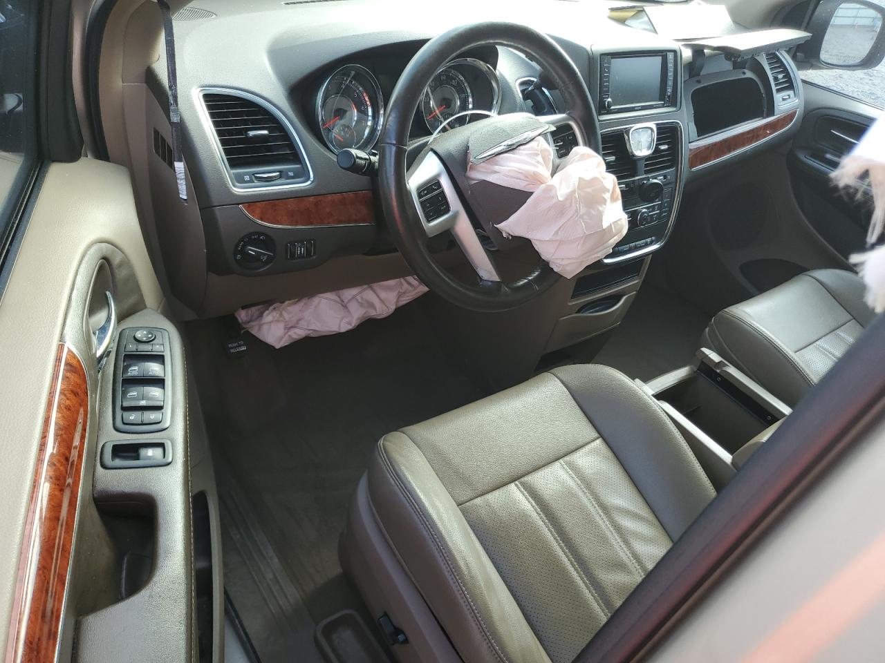 2015 Chrysler Town & Country Touring L VIN: 2C4RC1CG2FR514038 Lot: 83994295