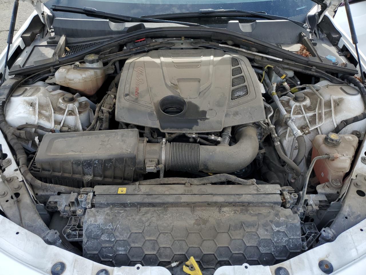 2018 Alfa Romeo Giulia VIN: ZARFAEBN5J7581751 Lot: 84796695