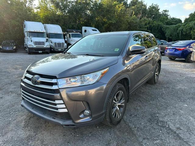  TOYOTA HIGHLANDER 2017 Серый