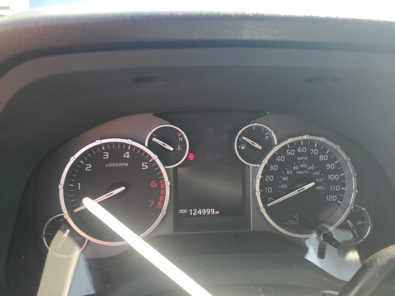 2017 Toyota Tundra Crewmax Sr5 VIN: 5TFEM5F17HX111011 Lot: 80482015