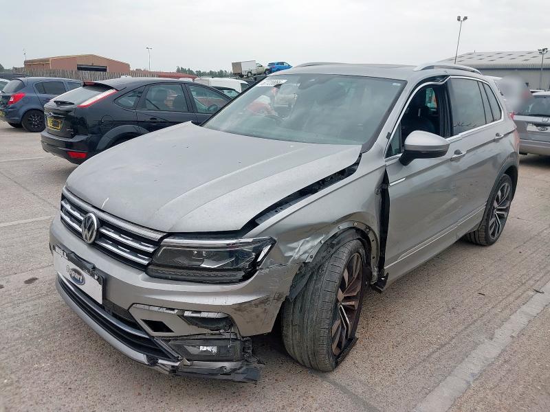 VOLKSWAGEN TIGUAN R L 2018