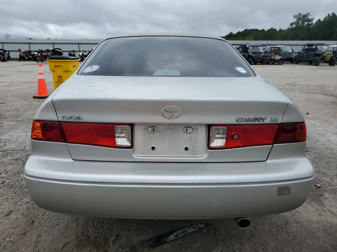 2000 Toyota Camry Ce VIN: 4T1BG22K9YU705880 Lot: 83773955