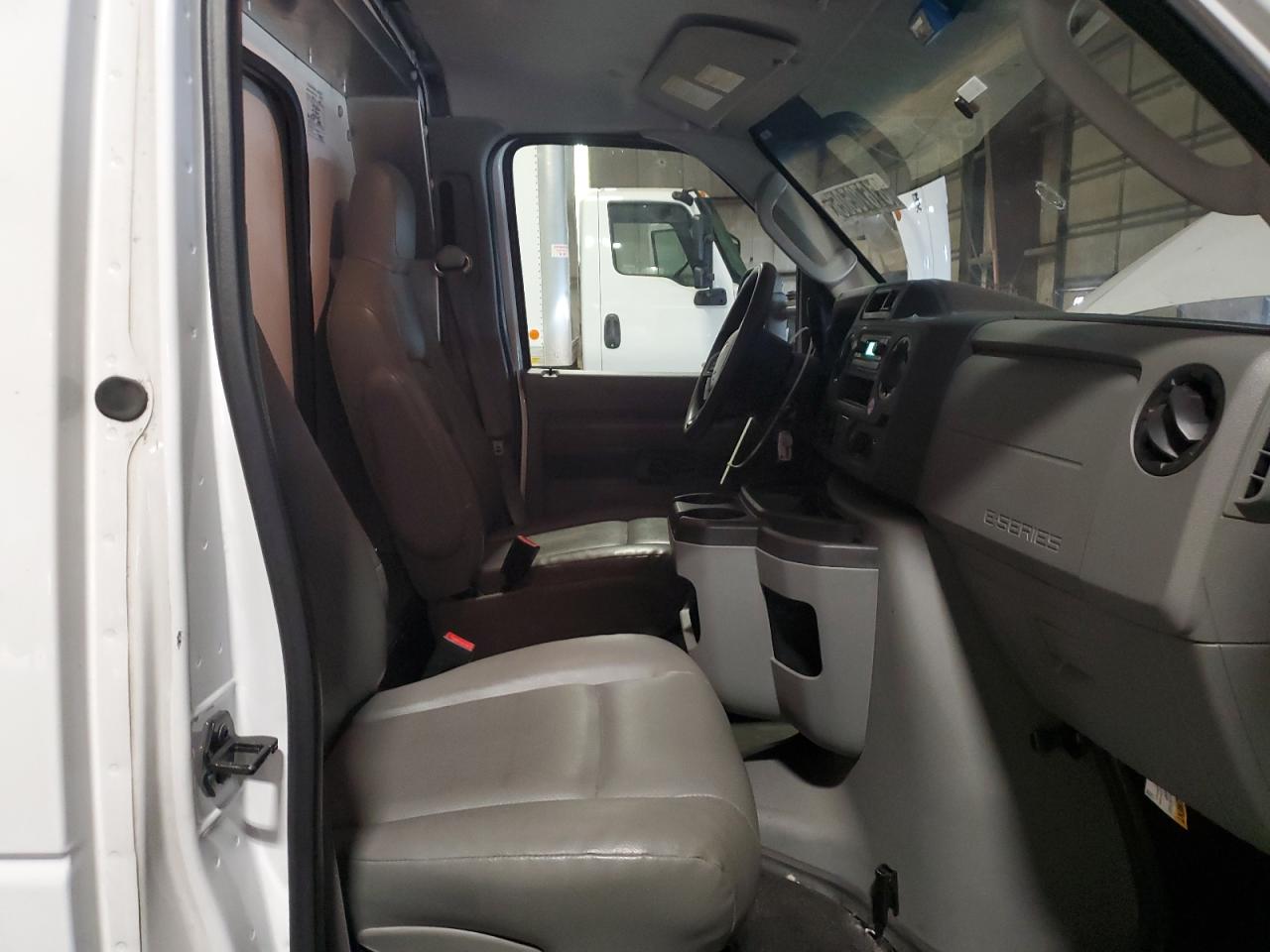 2023 Ford Econoline E350 Super Duty Cutaway Van VIN: 1FDWE3FN9PDD31948 Lot: 81670505