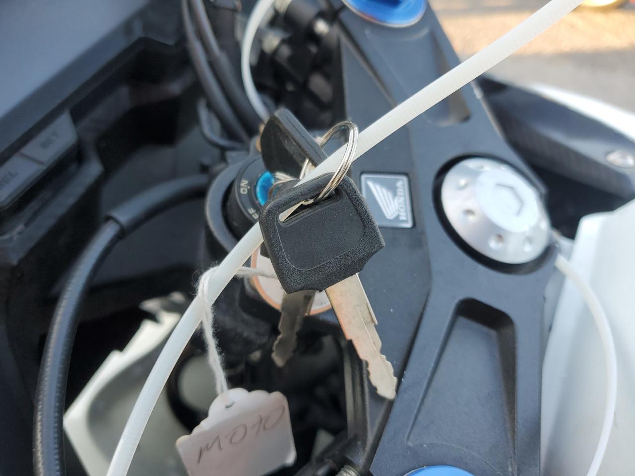 2021 Honda Cbr500 Ra VIN: MLHPC6259M5200320 Lot: 71809575