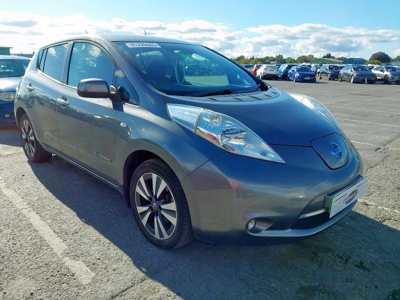 2015 NISSAN LEAF ACENTA 