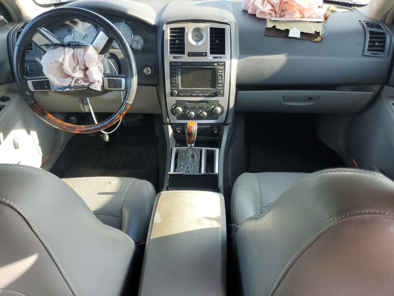 2007 Chrysler 300C VIN: 2C3KA63H17H838798 Lot: 81667125