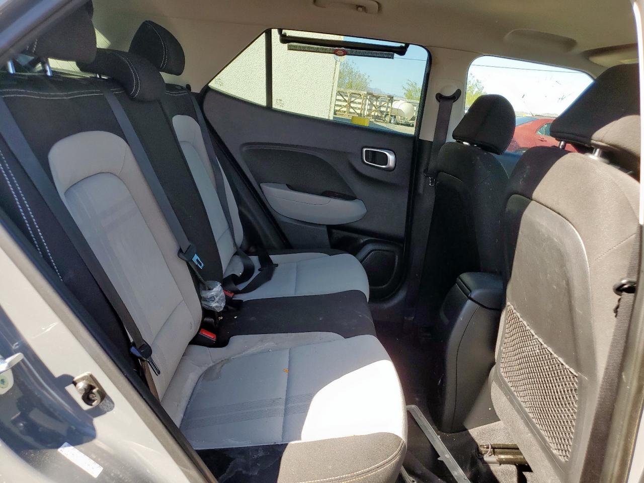 2021 Hyundai Venue Sel VIN: KMHRC8A37MU090196 Lot: 82139785