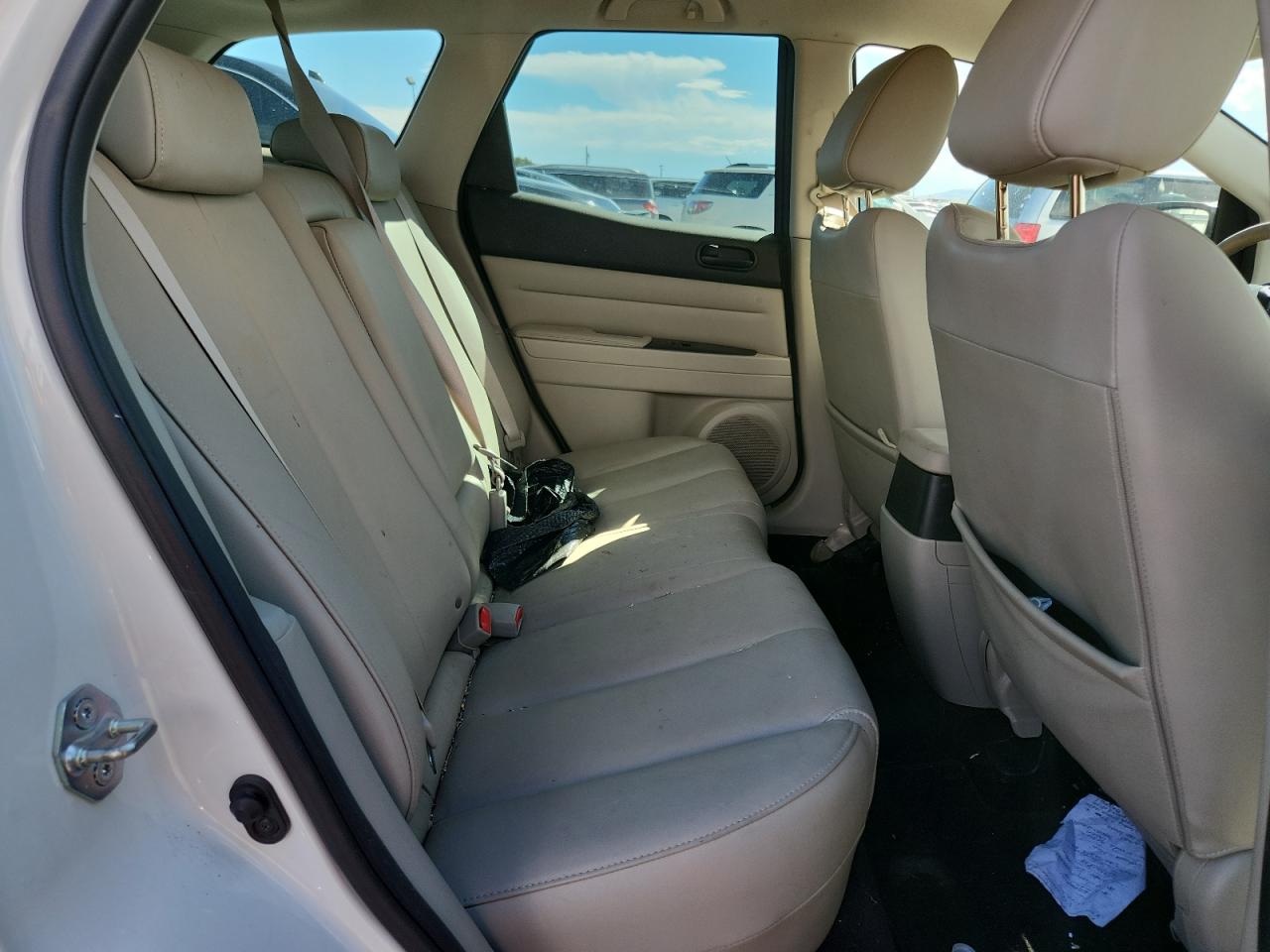 2010 Mazda Cx-7 VIN: JM3ER4W37A0335303 Lot: 81129165