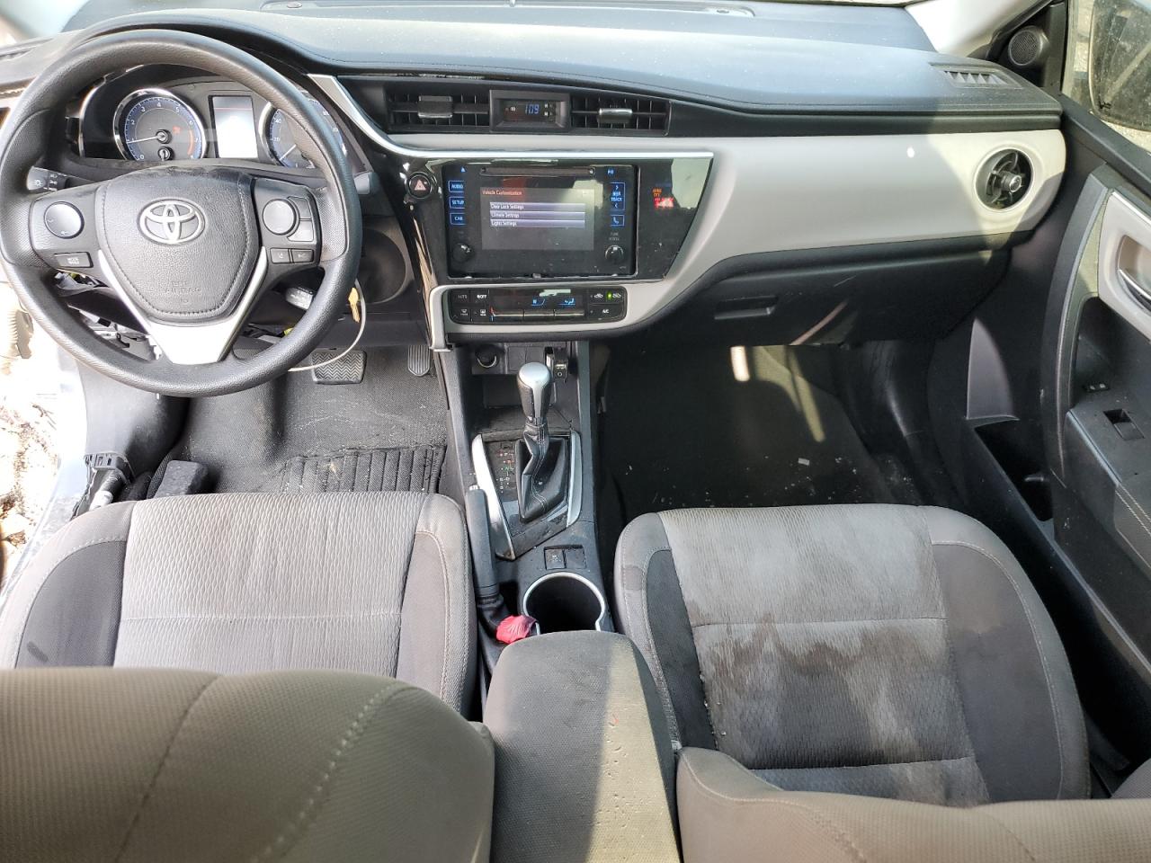 2018 Toyota Corolla L VIN: 2T1BURHE4JC991860 Lot: 81036605