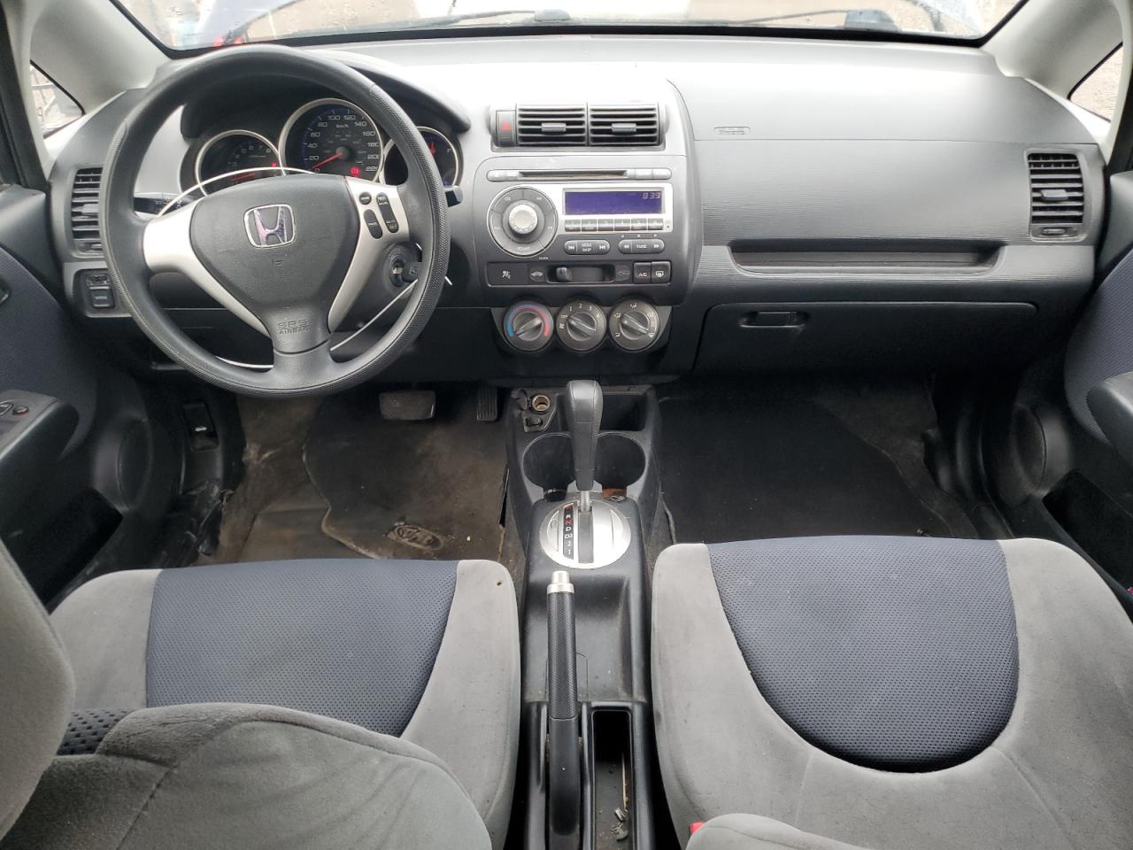 2008 Honda Fit VIN: JHMGD38438S803718 Lot: 70834055