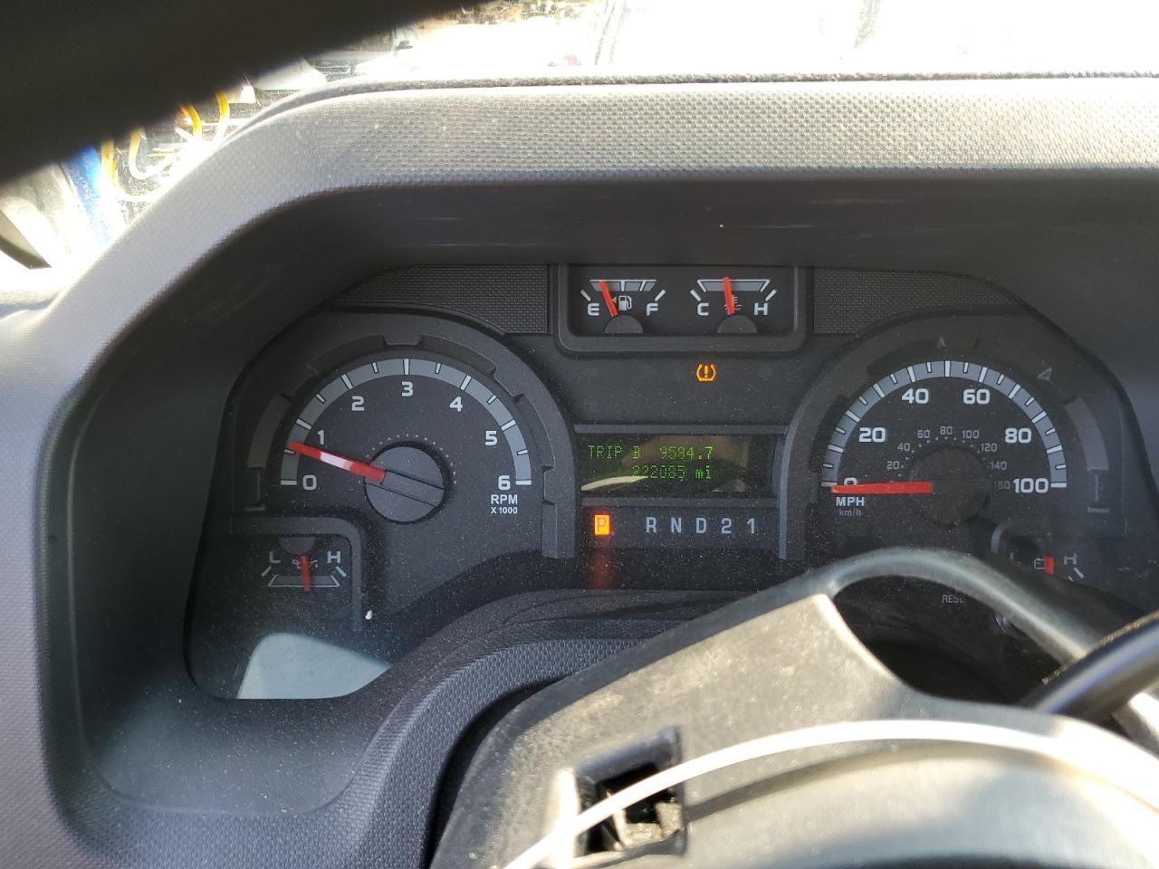 2011 Ford Econoline E350 Super Duty Wagon VIN: 1FBNE3BL0BDB12958 Lot: 81040055