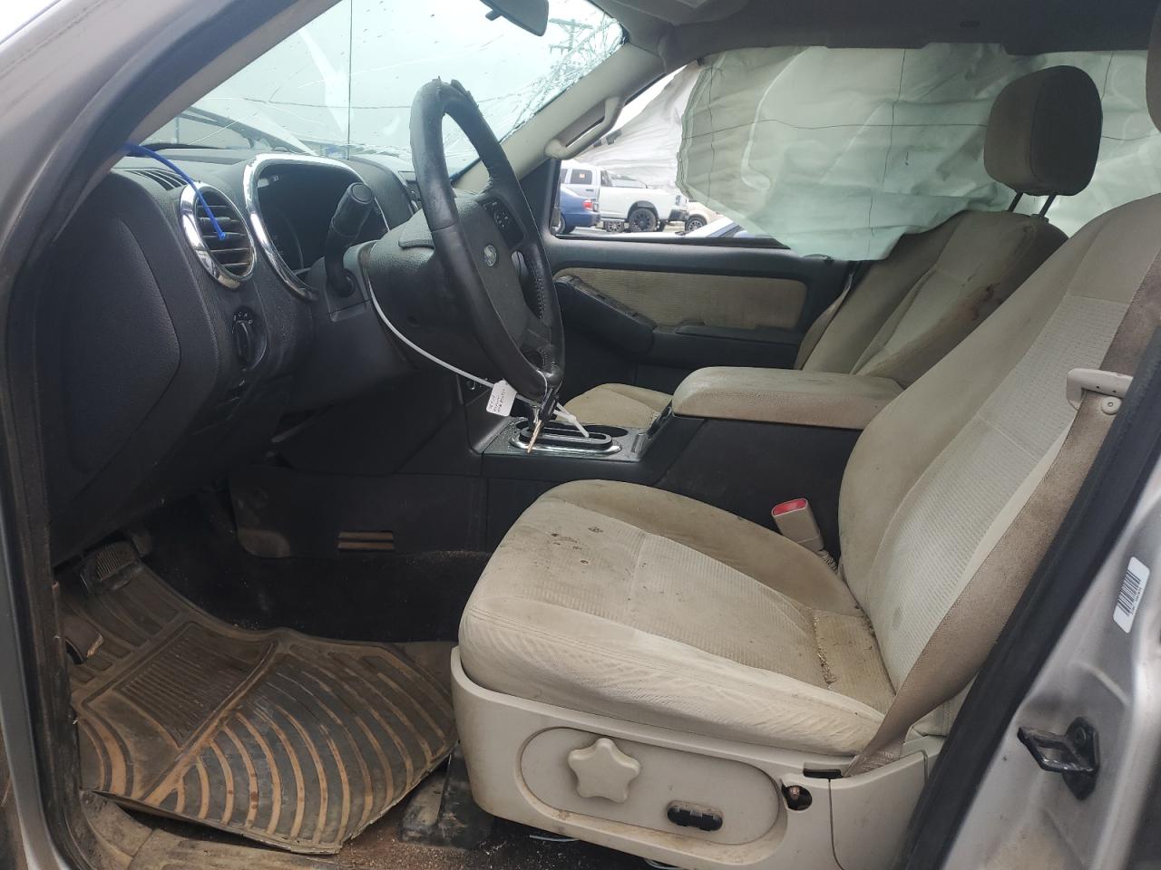 2008 Ford Explorer Xlt VIN: 1FMEU63E78UA74990 Lot: 81779025