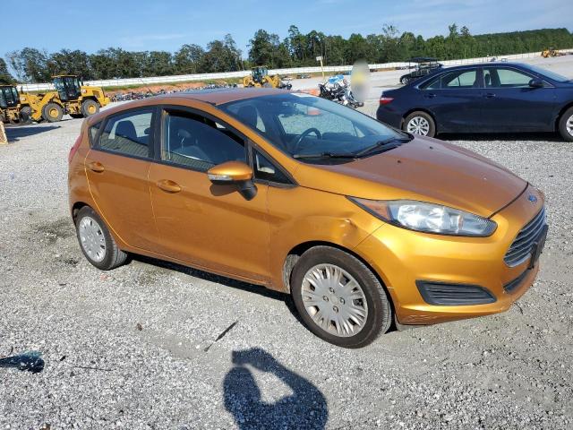  FORD FIESTA 2016 Gold