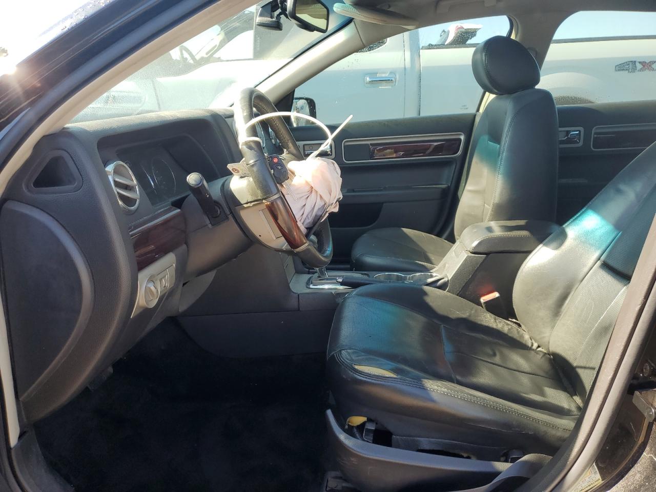 2007 Lincoln Mkz VIN: 3LNHM28T77R613353 Lot: 84257345