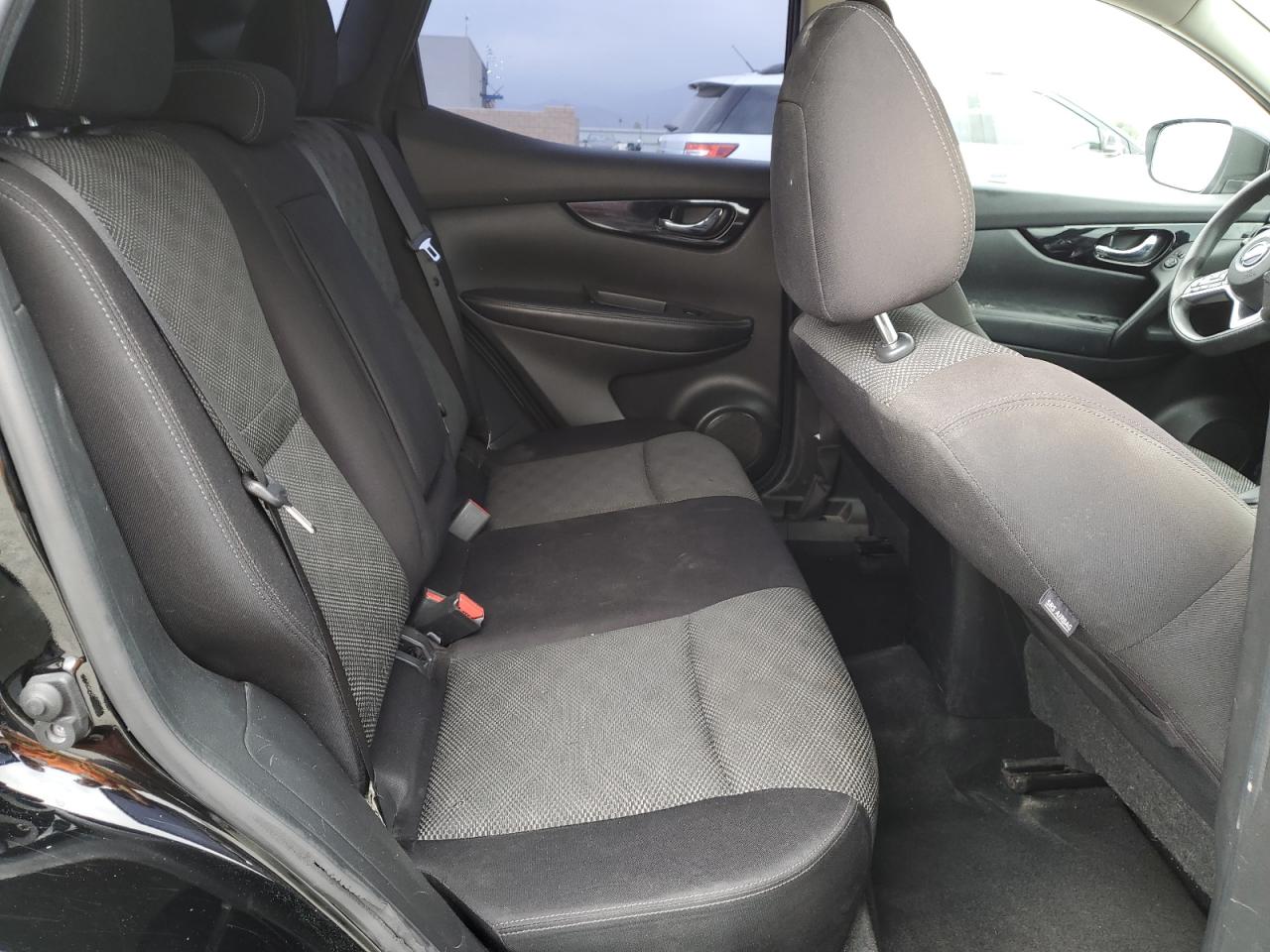 2018 Nissan Rogue Sport S VIN: JN1BJ1CP7JW193088 Lot: 81894475