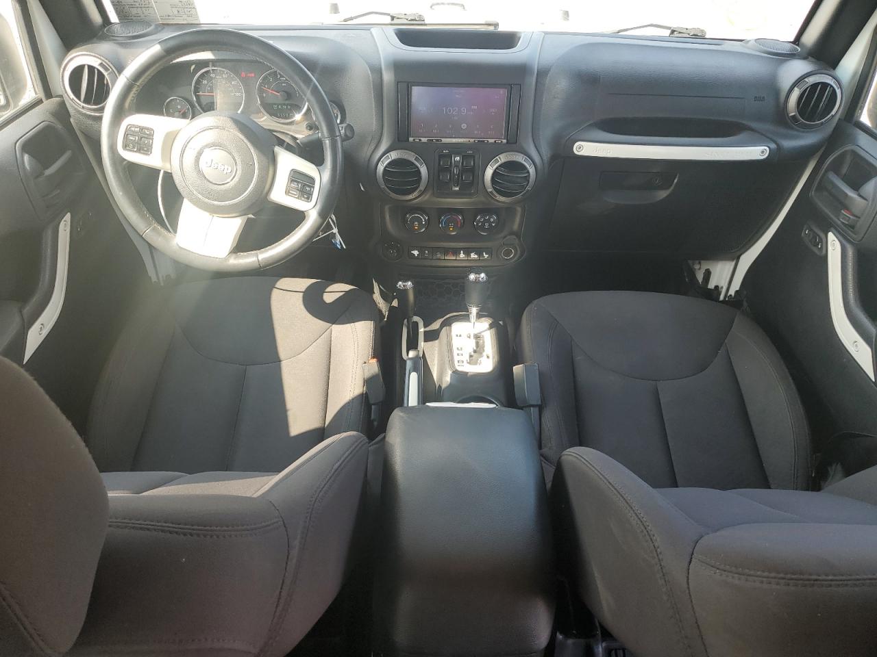 2016 Jeep Wrangler Unlimited Sport VIN: 1C4BJWDG4GL201053 Lot: 81426795