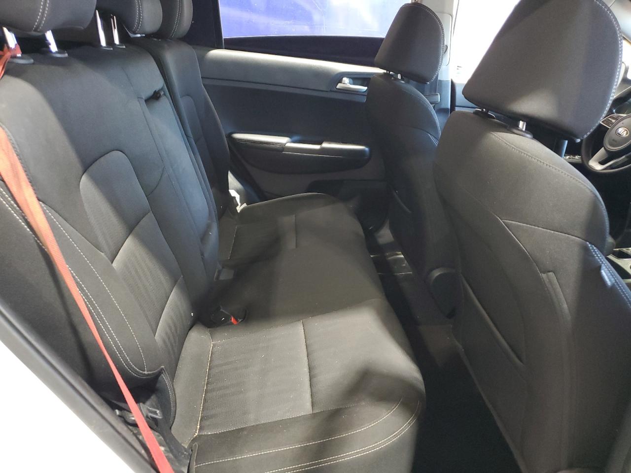 2020 Kia Sportage Lx VIN: KNDPMCACXL7820465 Lot: 80630585