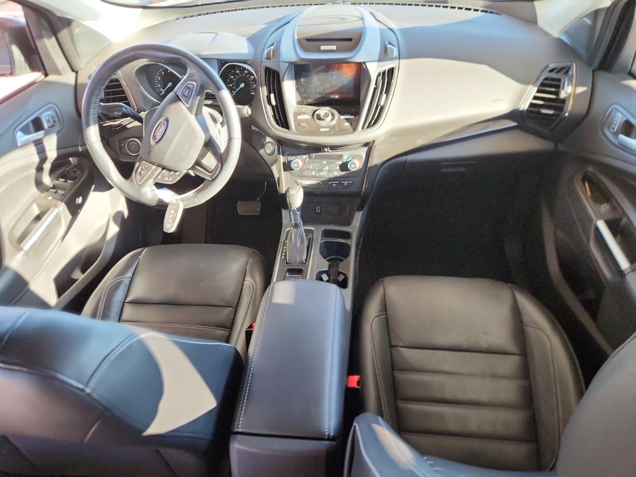 2017 Ford Escape Titanium VIN: 1FMCU9J9XHUC51563 Lot: 81632235