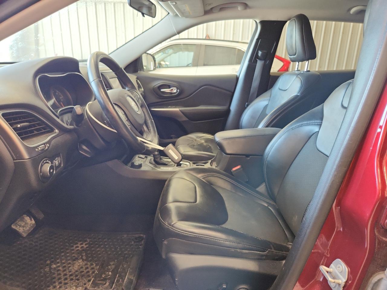 2019 Jeep Cherokee Latitude Plus VIN: 1C4PJMLB4KD214338 Lot: 84250045