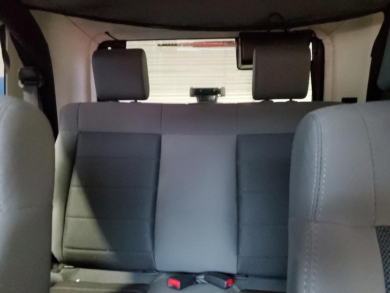 2009 Jeep Wrangler X VIN: 1J4FA24109L733404 Lot: 82075825