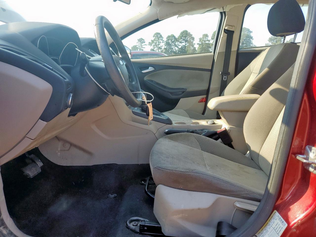 2014 Ford Focus Se VIN: 1FADP3F27EL460470 Lot: 72052855